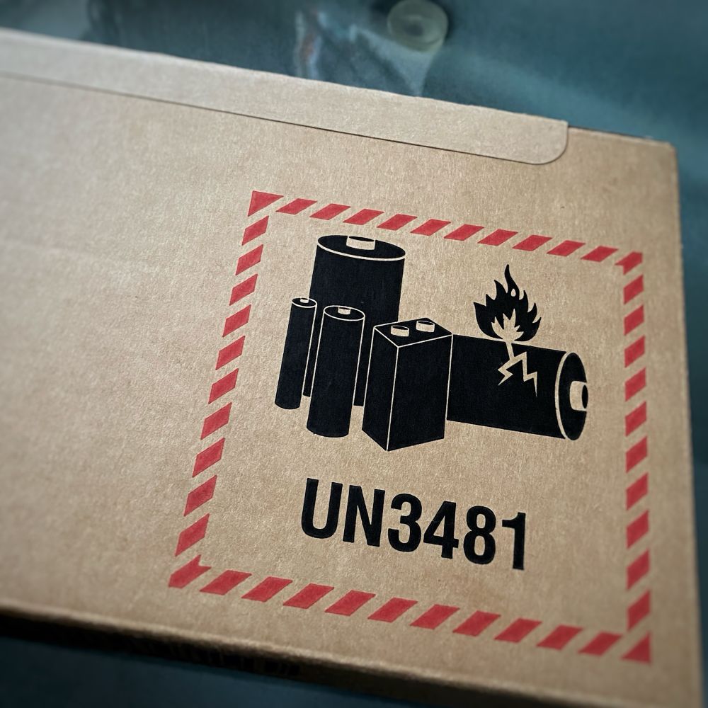 Appleからの小包