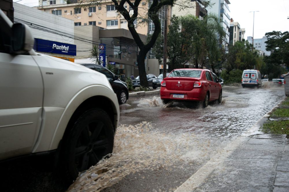 Simpa critica fala de diretor-adjunto do Dmae sobre alagamentos em Porto Alegre: 'falta gestão'