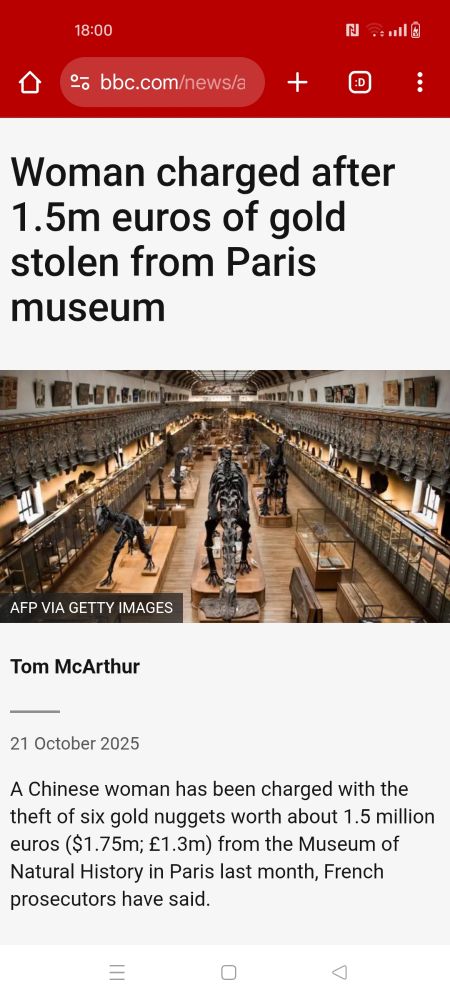 BBC News headline "Woman Charged After 1.5m Euros of Gold Stolen From Paris Museum".