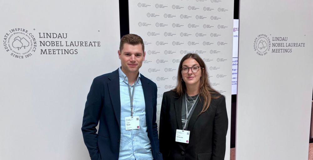 Lukas Bauer und Chiara Schwenke auf der LINOecon2025 (Foto: privat)