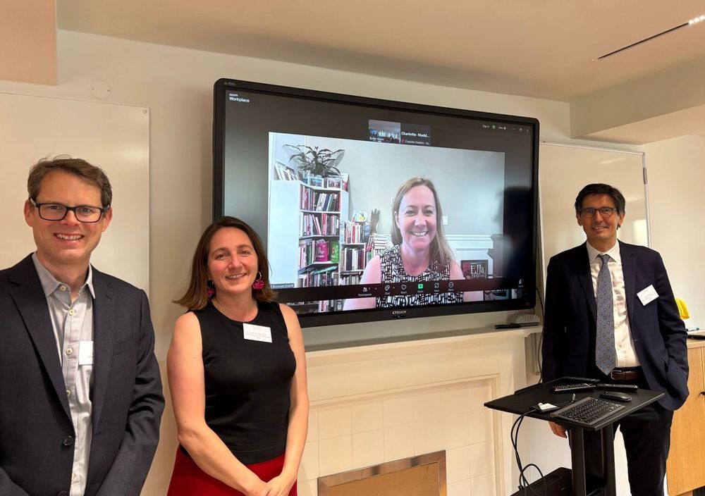 The speakers at the Alumni Book Club event:
Oisín Tansey (DPhil Politics, 2002) from King’s College London; Sarah von Billerbeck (DPhil International Relations, 2008) from the University of Reading; Bronwen Everill (Research Fellow, 2010-11), joining virtually from Princeton; and Robert Falkner (DPhil International Relations, 1994) from the London School of Economics