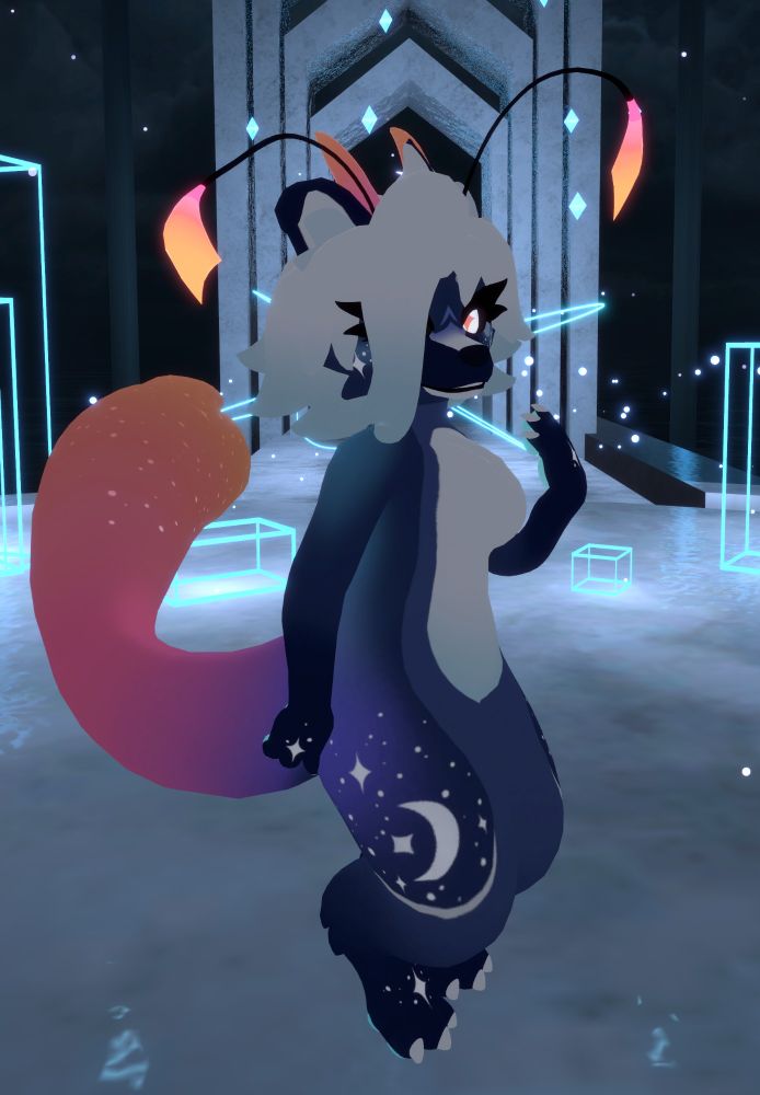 Another moontail, this time dark blue and silver with pink and orange accents. Her name is Somna
