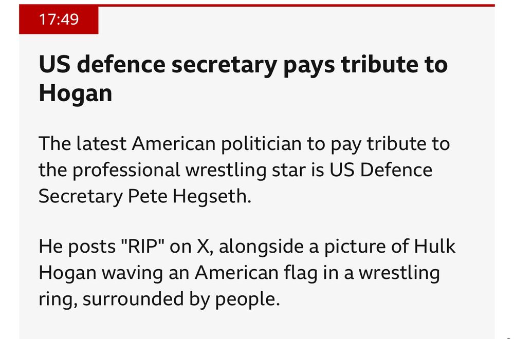 U.S. defence secretary pays tribute to Hogan