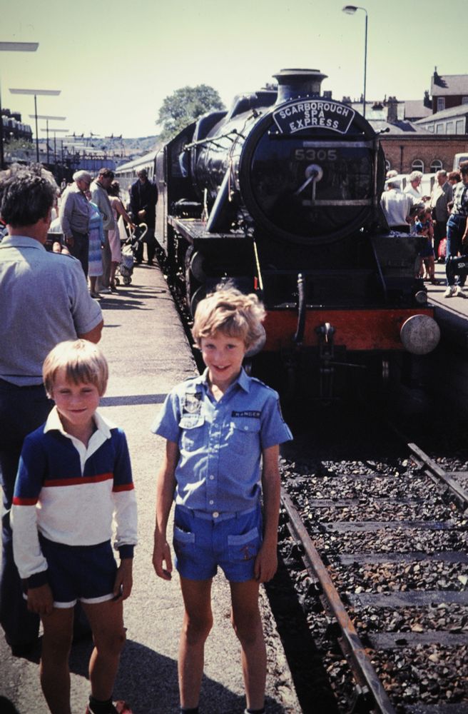 Rich and Ian with 5305 at Scarborough