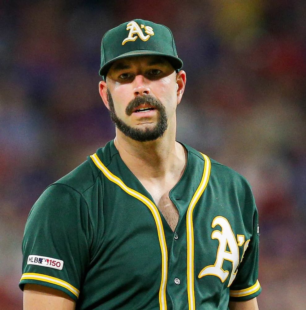 Mike Fiers with a ... spiral beard?