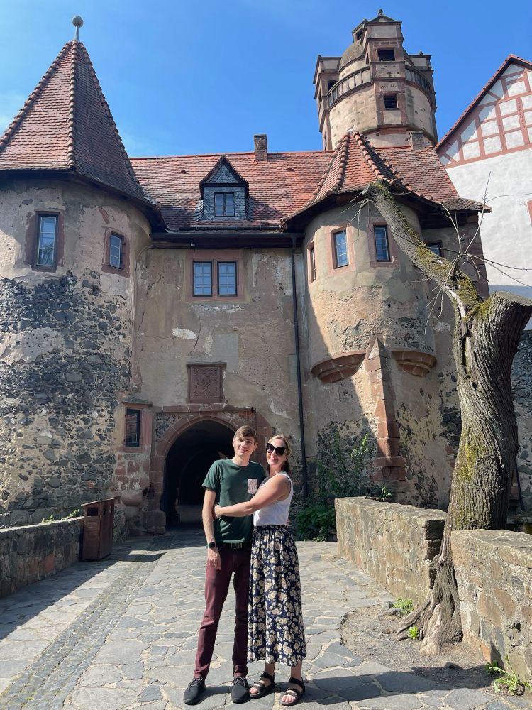 Sophie & I in front of a castle