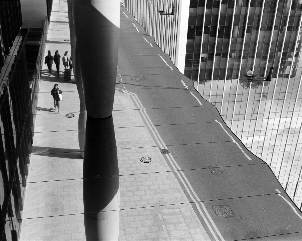 fluid street scene