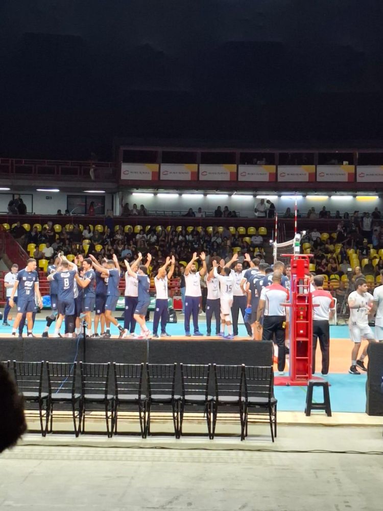 Minas vence JF Vôlei por 3 sets a 1 e se classifica para final do Campeonato Mineiro