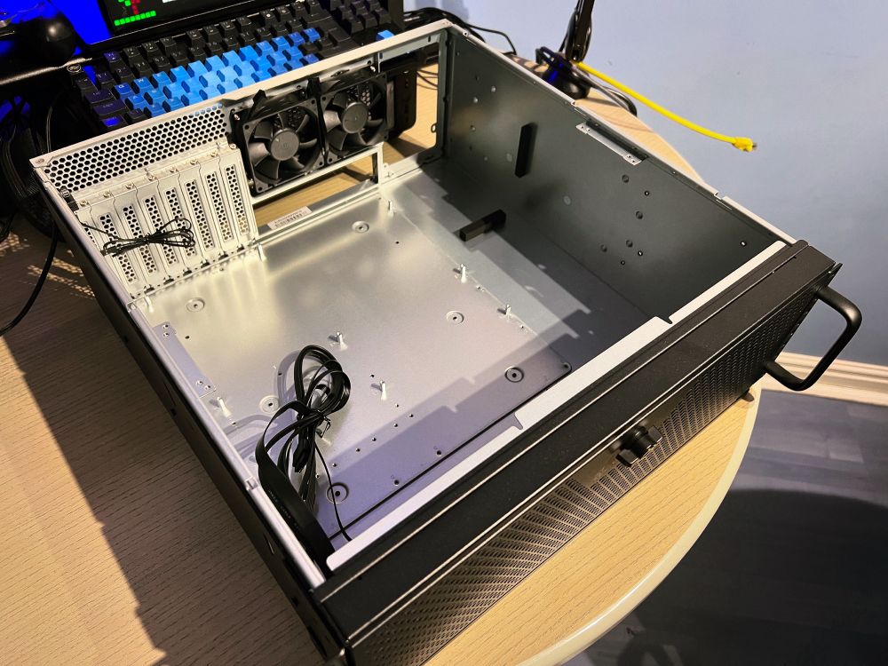 Silverstone RM44 stripped down and empty.