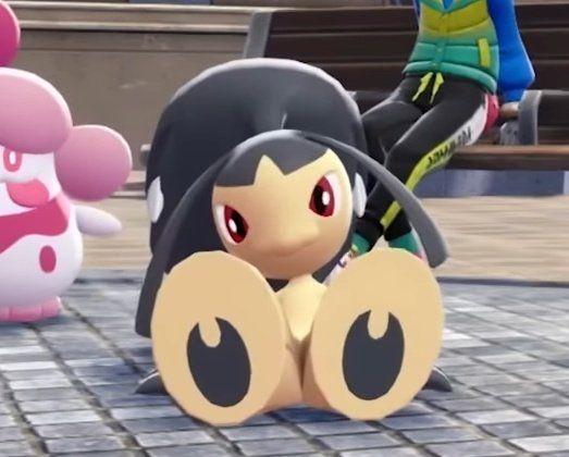 Mawile sitting