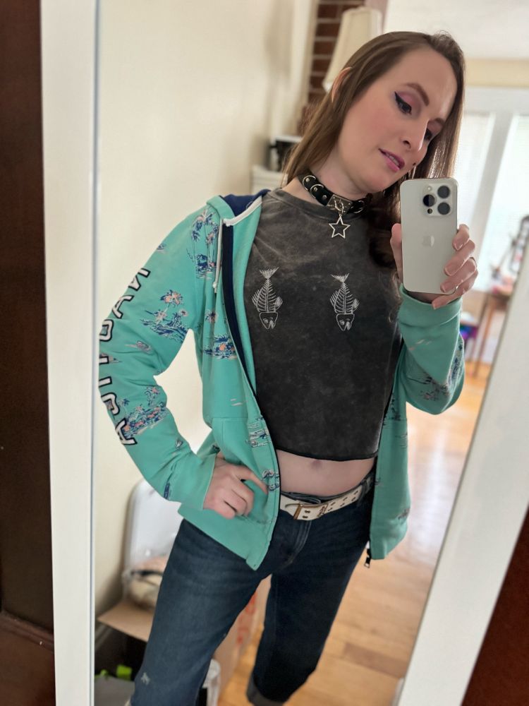 Jolene in a slightly different pose