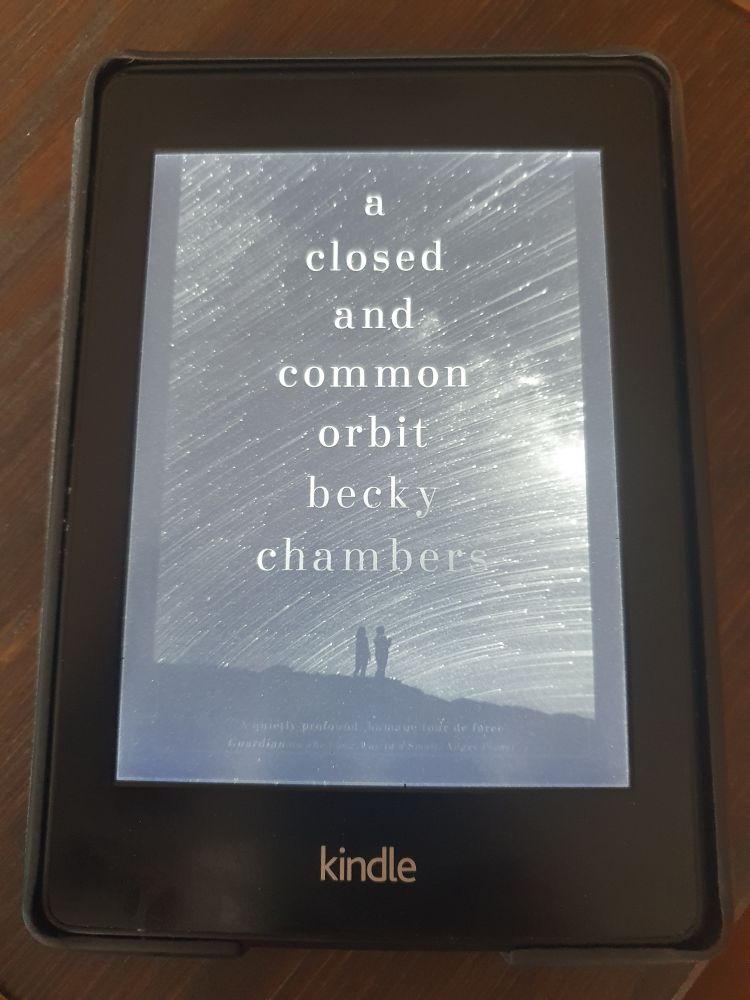A Closed and Common Orbit by Becky Chambers