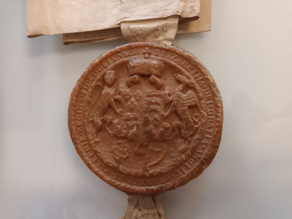 A well preserved Irish Great Seal of Elizabeth I attached to a deed from 1597 at the @nlireland.bsky.social