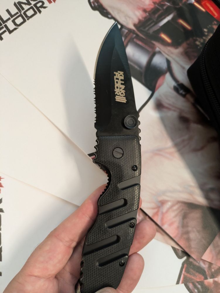 A Killing Floor 3 collapsible tactical knife