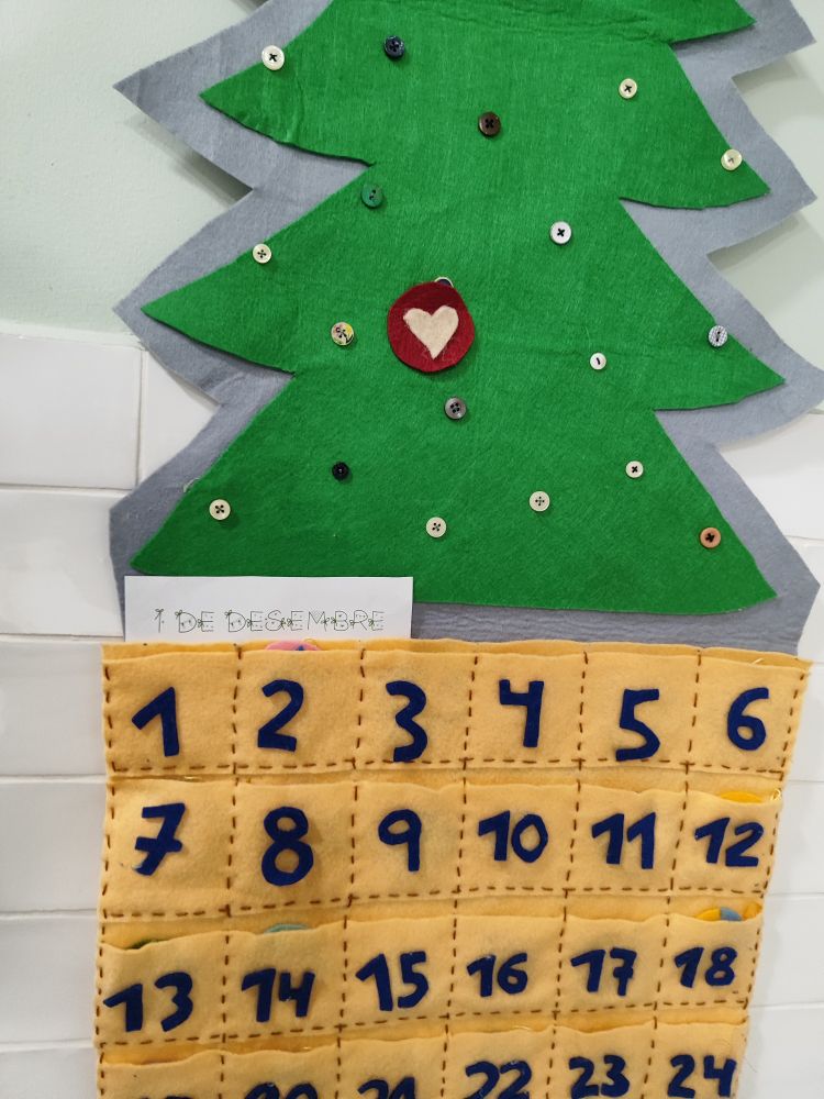 Calendari d'advent fet de feltre