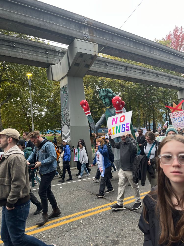Lady liberty in boxing gloves at the Seattle NoKings rally. 
