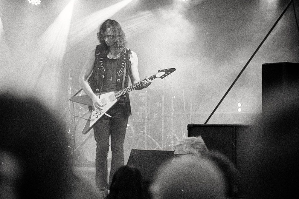 Rock band Tal rasha en noir et blanc sur film au Paimpol in rock 2025