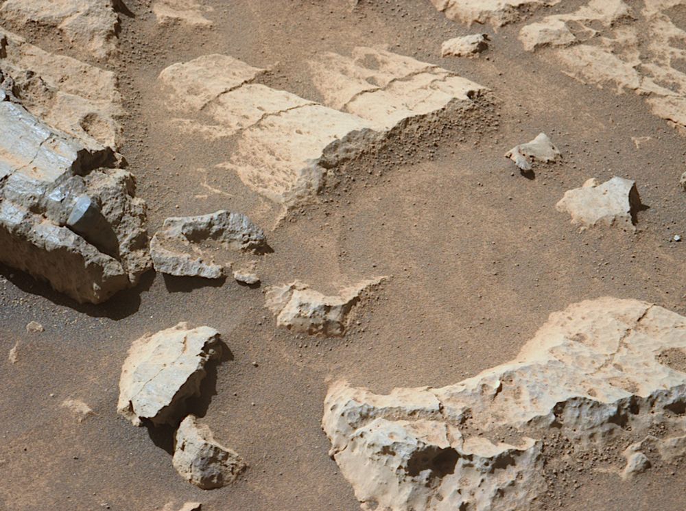 Mars Perseverance Sol 1676: Left Mastcam-Z Camera / enhanced. 
NASA's Mars Perseverance rover acquired this image using its Left Mastcam-Z camera. Mastcam-Z is a pair of cameras located high on the rover's mast.

Nov. 6, 2025 (Sol 1676), 14:27:06

source image: Mars_Perseverance_ZL0_1676_0815733721_598EBY_N0802956ZCAM07125_1100LMJ

Image Credit: NASA/JPL-Caltech/ASU/Jackie Branc