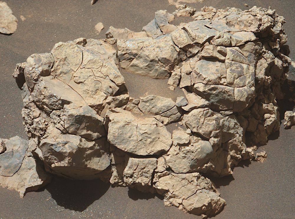Mars Perseverance Sol 1580: Left Mastcam-Z Camera / enhanced. 
NASA's Mars Perseverance rover acquired this image using its Left Mastcam-Z camera. Mastcam-Z is a pair of cameras located high on the rover's mast.


July 31, 2025 (Sol 1580), 12:27:42

source image: Mars_Perseverance_ZL0_1580_0807204008_098EBY_N0774840ZCAM04190_1100LMJ

Image Credit: NASA/JPL-Caltech/ASU/Jackie Branc