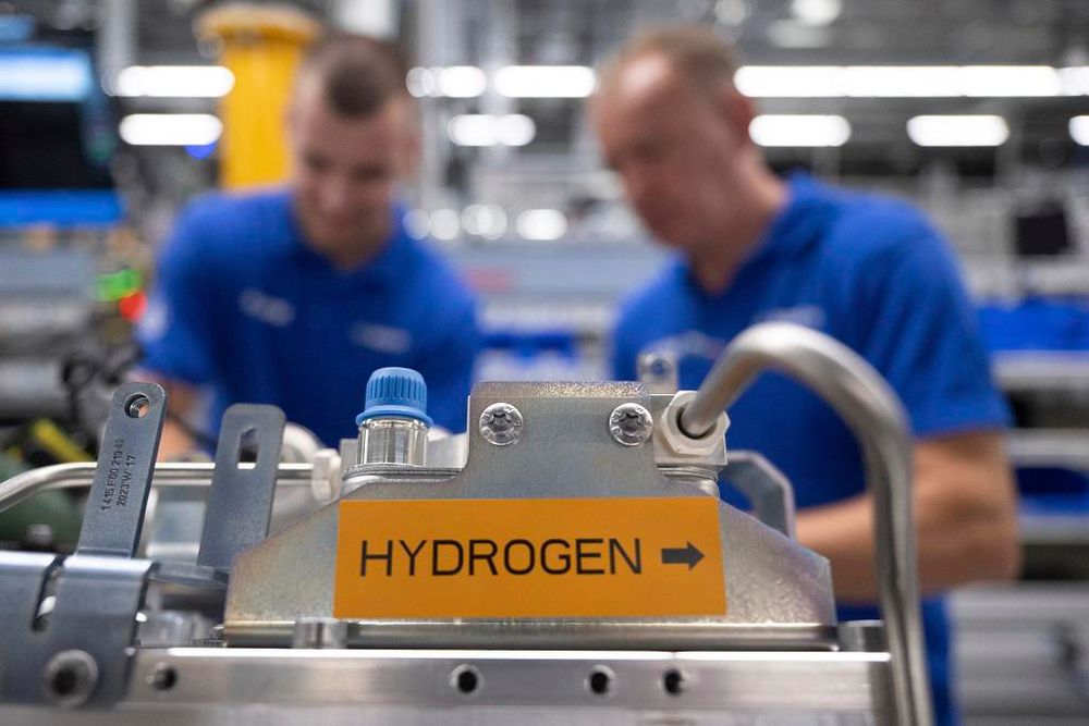 After Historic Subsidies, Hydrogen Giants Threaten Regulations Could Throttle Industry