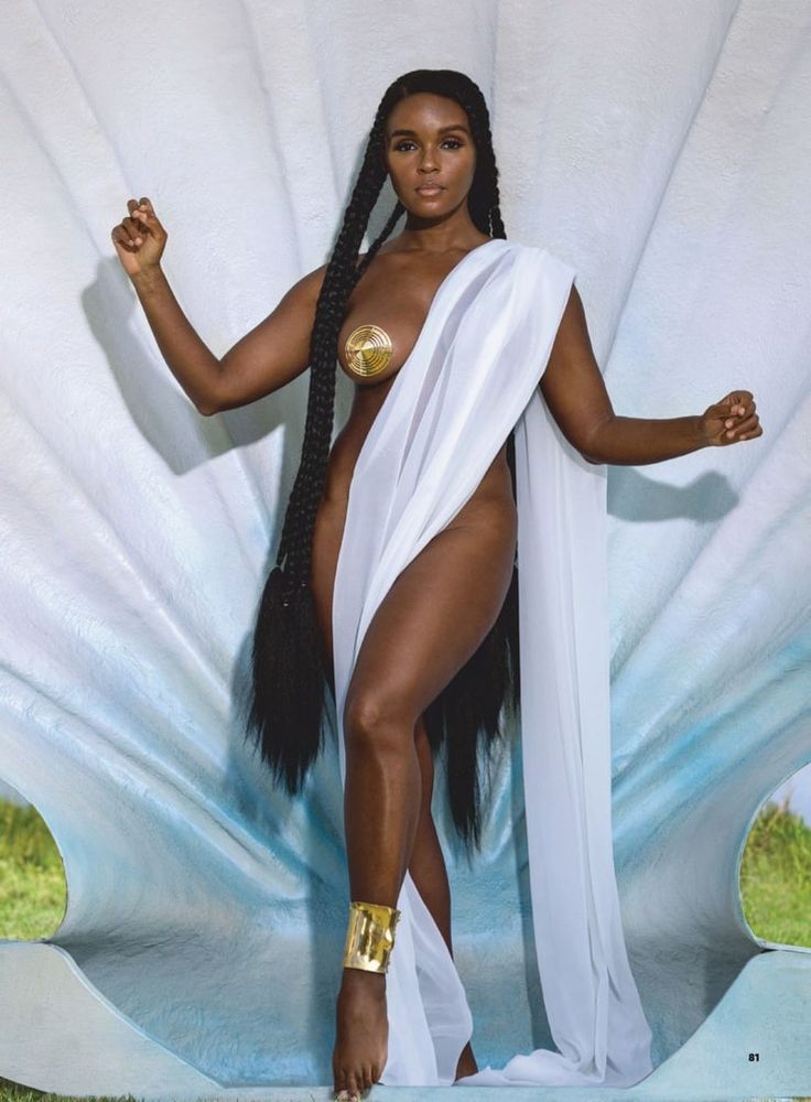 Jonelle Manae, *the* goddess