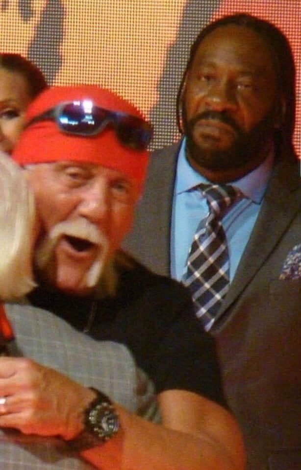 Booker T: 𝐡𝐮𝐥𝐤 𝐡𝐨𝐠𝐚𝐧 𝐰𝐞 𝐜𝐨𝐦𝐢𝐧𝐠 𝐟𝐨𝐫 𝐲𝐨𝐮 racist-𝐧𝐢𝐧𝐣𝐚!