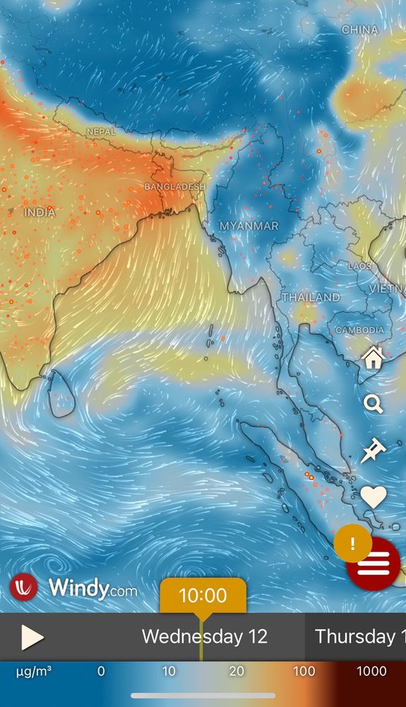 A screenshot of the windy app showing the pm2.5 overlay with wind directions.