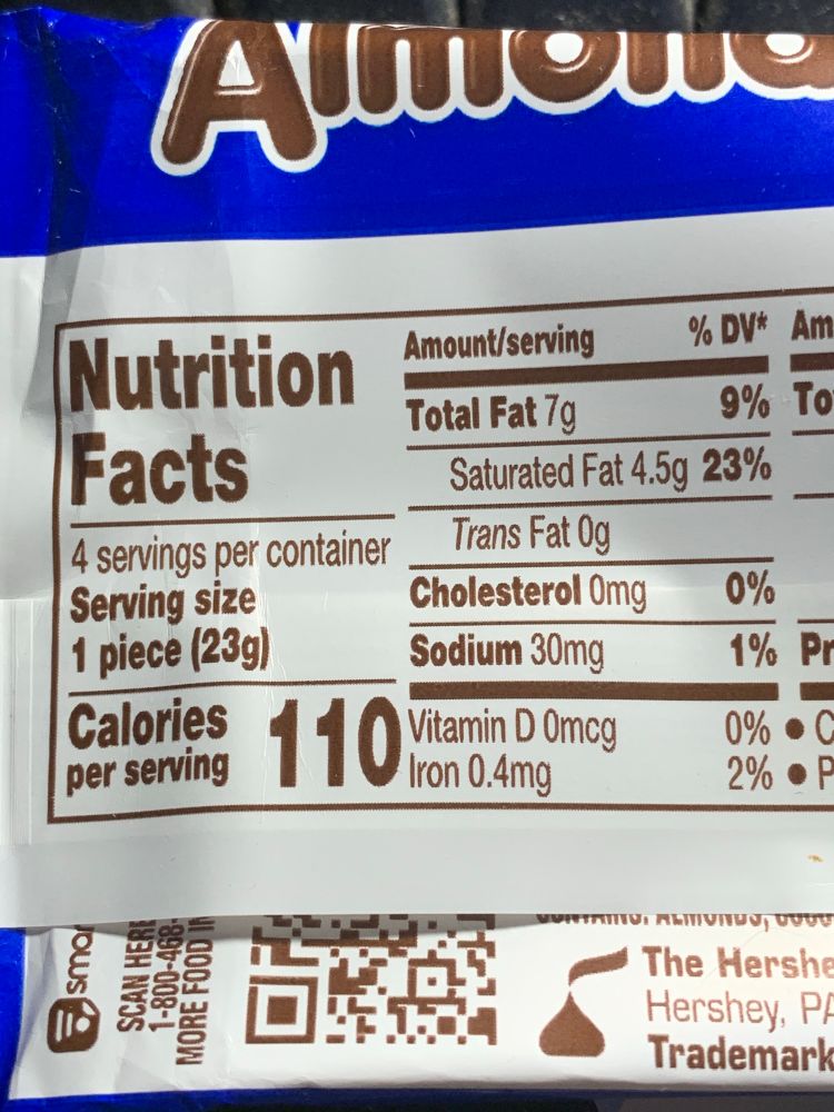 It says that 1 piece is a serving so that means there are 4 servings in this king size almond joy. Yes, I ate them all. 