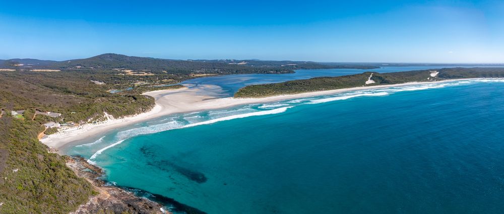 Aerial view of the south coast of Western Australia, beautiful white sand, azure ocean water