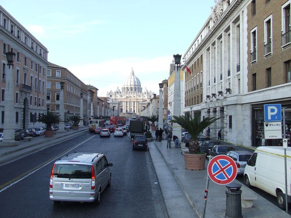 View of Via della Conciliazione in Rome, with traffic.