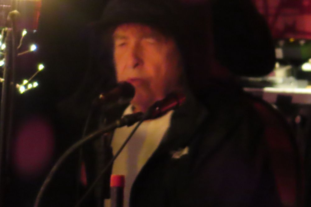 Bob Dylan The Man in the long black coat