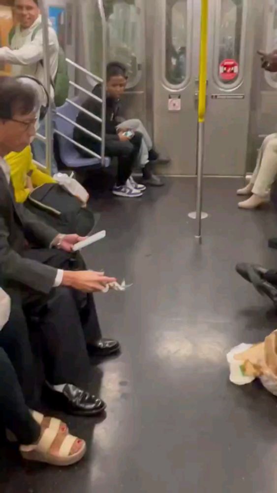 A #PublicTransit post I made weeks ago is still trending on IG, and the comments are full of whining about how awful people are on buses and subways. Here's an actual NYC #subway clip showing people p...