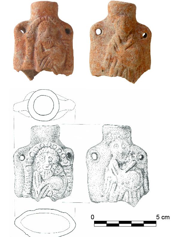 Objet en terre cuite moulé, "ampulla". The Asia Minor ampulla from Ibida