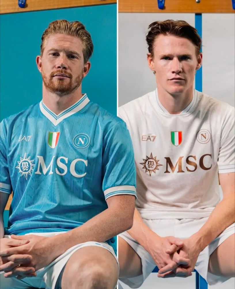 Kevin de bruyne now wearing Napoli's t-shirt