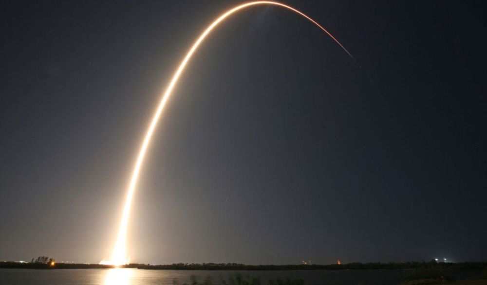 How Russian money slipped into SpaceX’s orbit