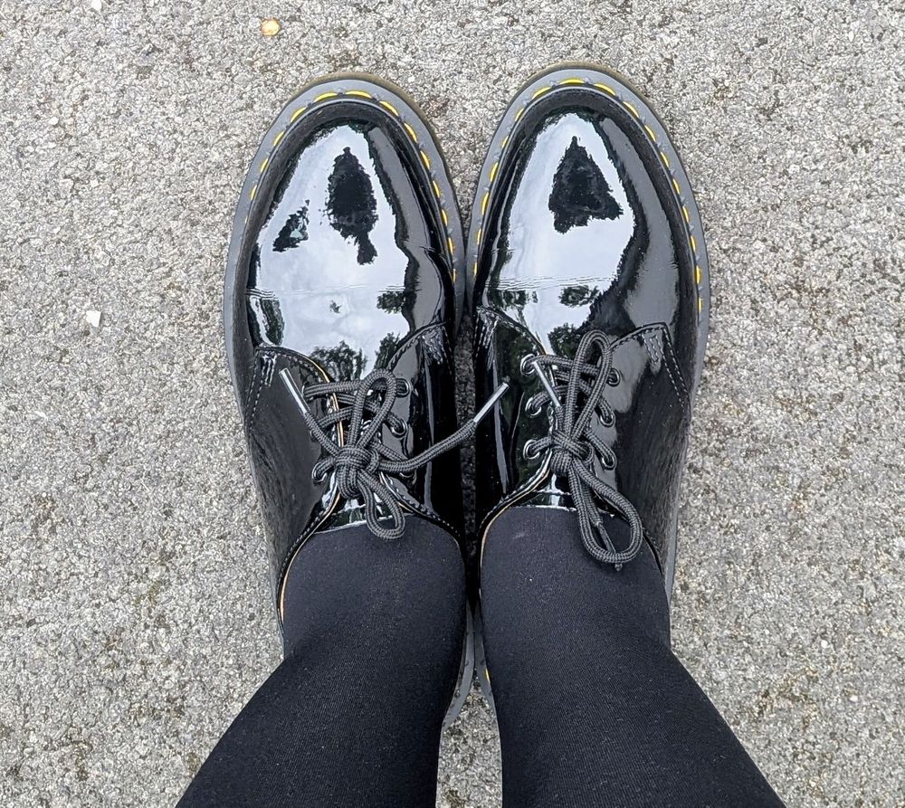 Black patent doc marten shoes 