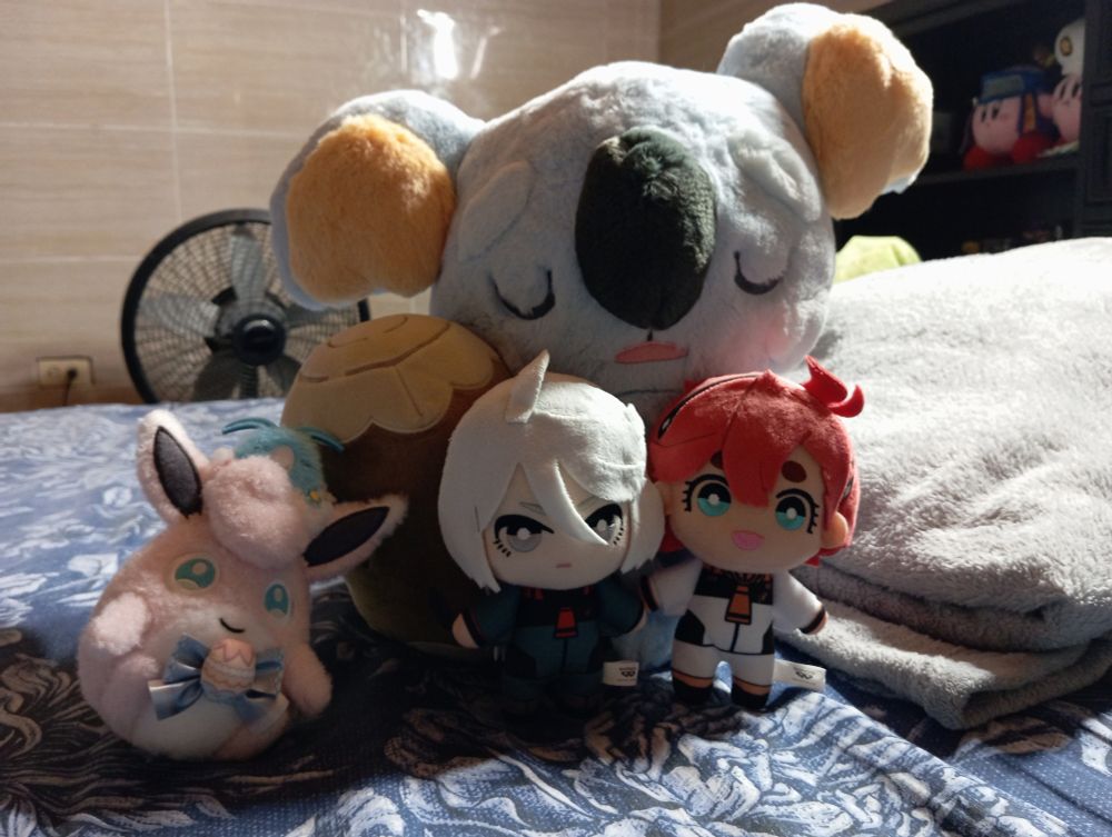 Suletta, Miorine, Wigglytuff, Swablu and Komala.