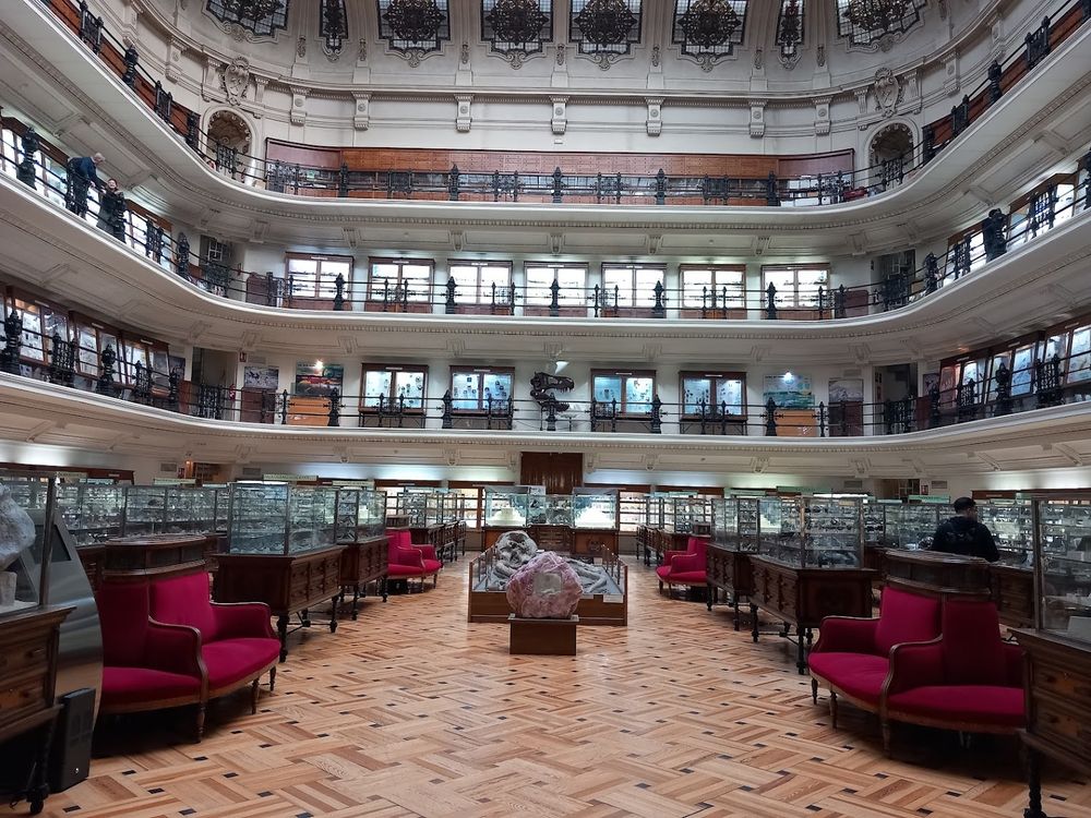 Museo Geominero -in Madrid, central hall with glass exposition cases and three exposition galeries above it