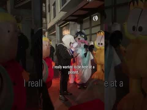 Unicorn bride marries Kenny from South Park at Portland ICE protest