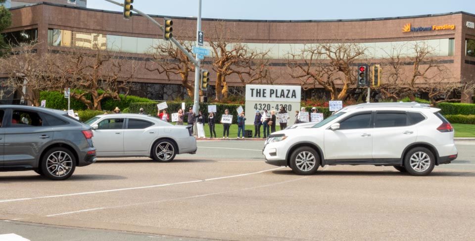 There's the northwest corner.  There were groups on all four, but the biggest by far was the southeast, where people exit the mall for the freeway.  And there was a LOT of horn honking in support.