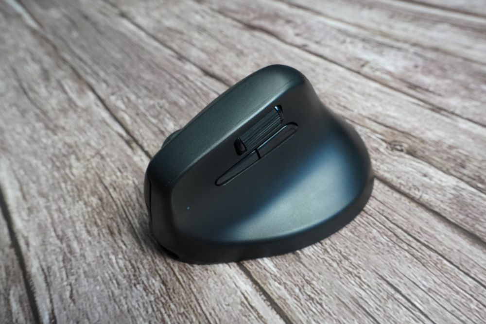 Keychron M5 mouse