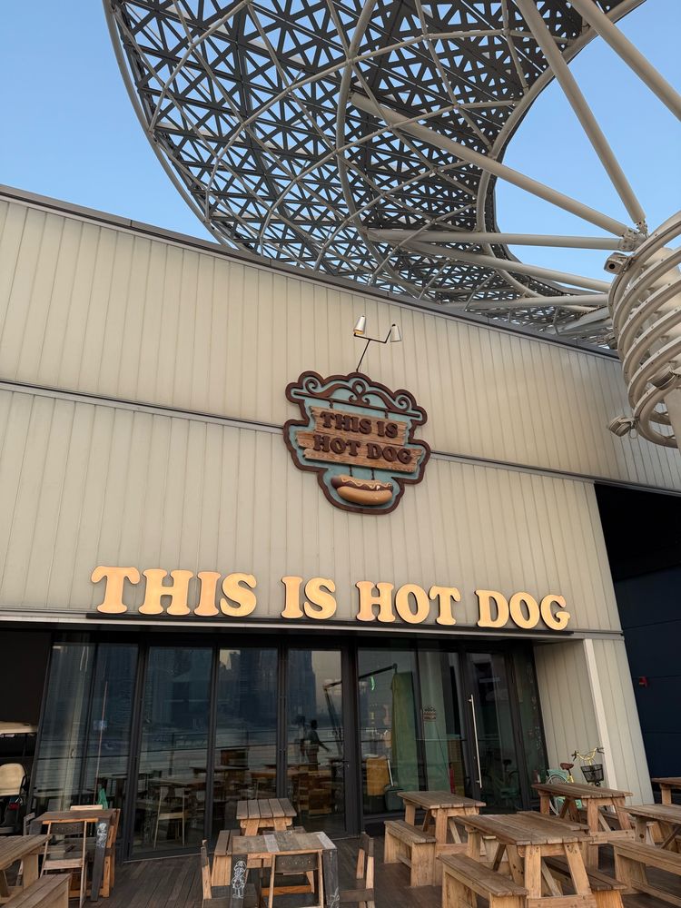 Hotdog stand