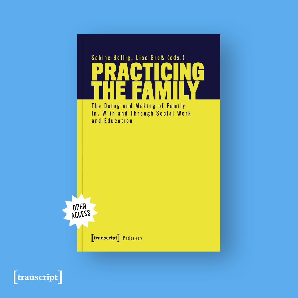 Das Buch-Cover von »Practicing the Family« auf hell blauem Hintergrund.
