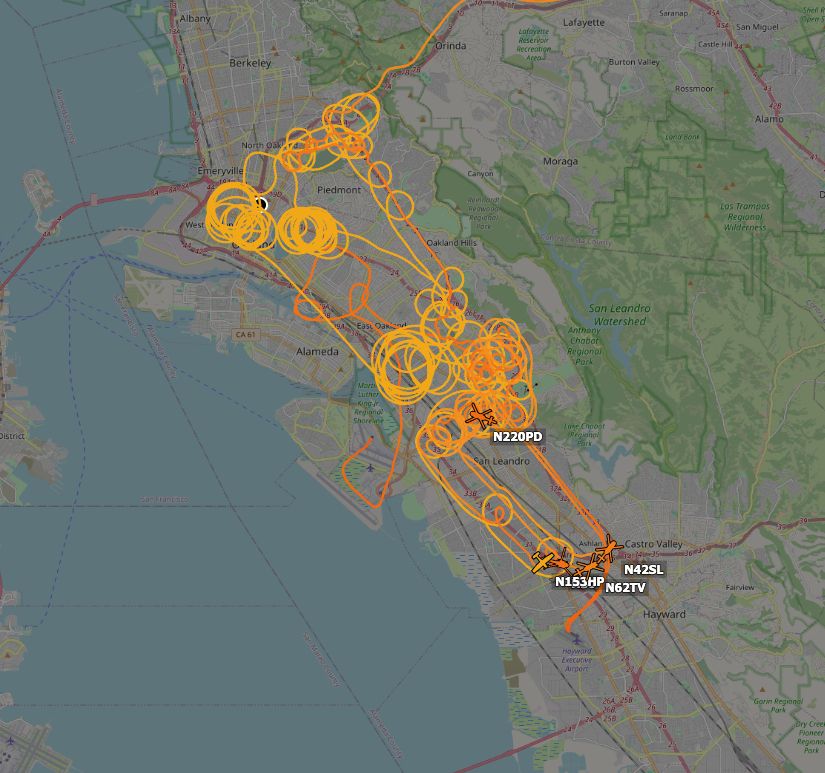 A zoomed out screenshot showing the flight paths of the aircraft as they followed the pursuit from WB 24 through Oakland and now to the SE