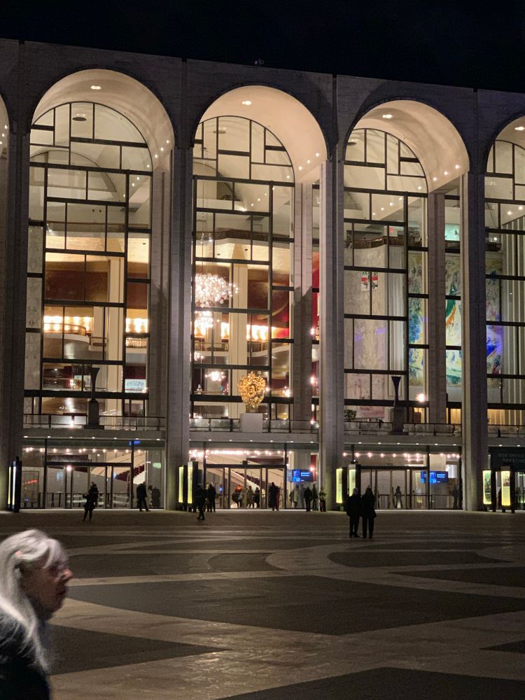 Metropolitan Opera House at Lincoln Center at night. 