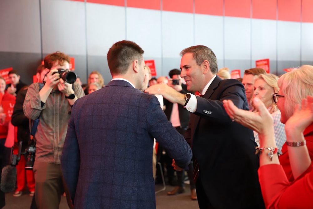 Jim Chalmers shakes Dean Winter’s hand at Tasmanian Labor’s campaign launch.