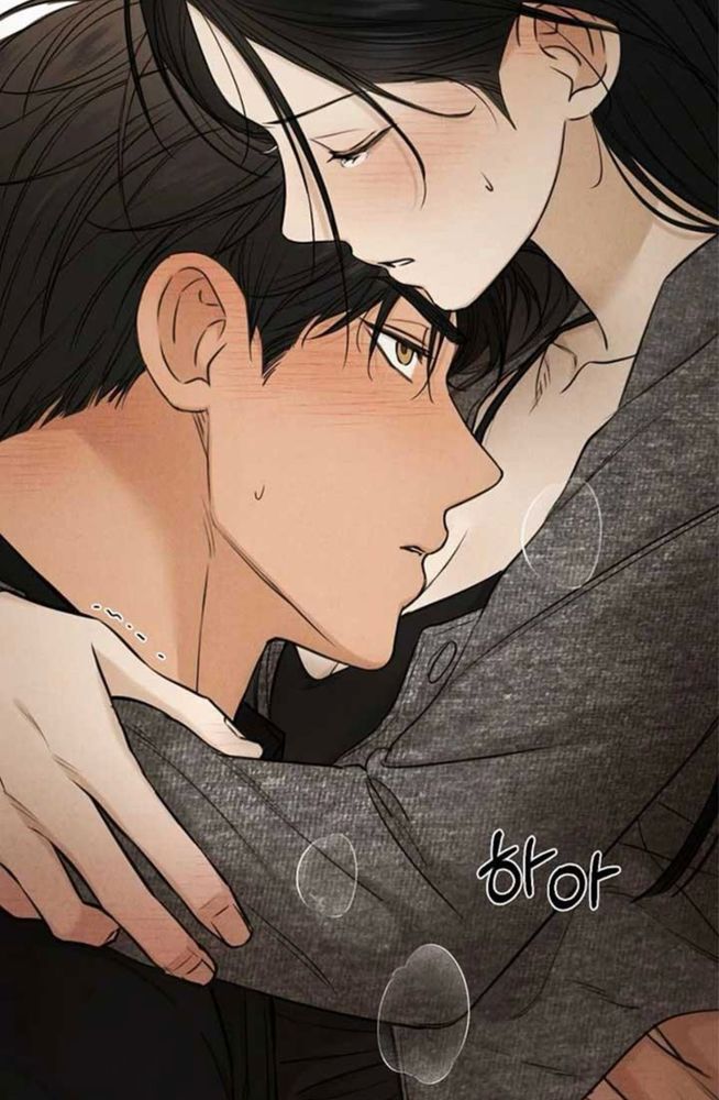 HIS FUCKING FACE HOLY SHIT HES SO FINE I DIED 