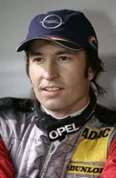 Altes Pressefoto von Heinz-Harald Frentzen in Opel-Rennmontur