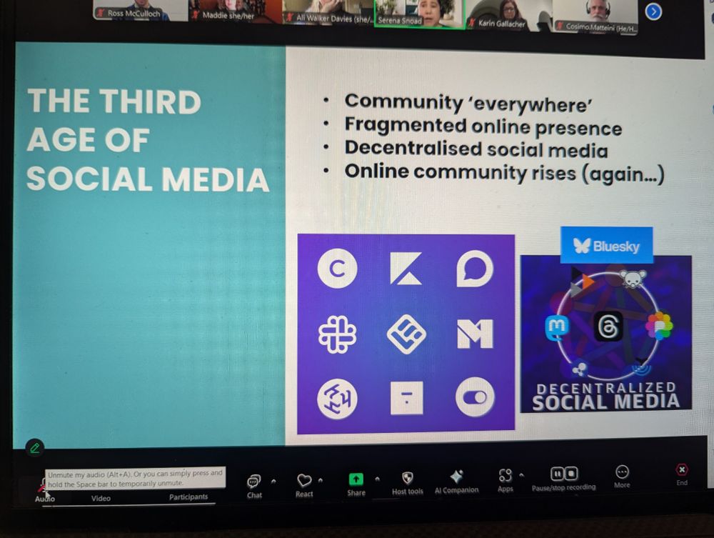 Slide on the third age social media