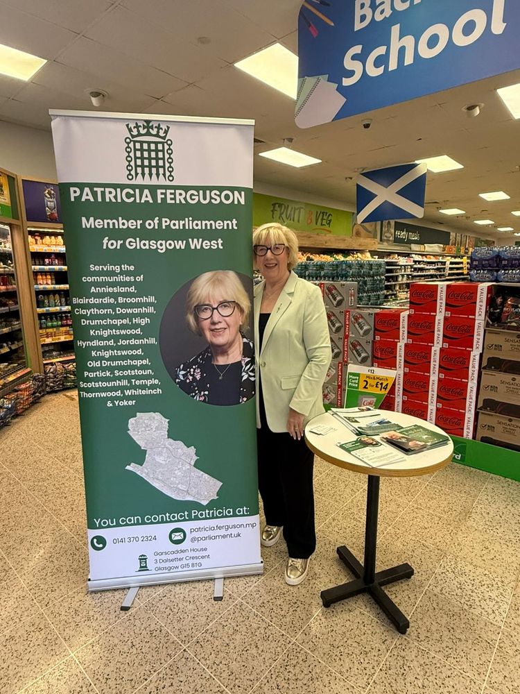 Patricia Ferguson MP at Supermarket Surgery, Partick. 